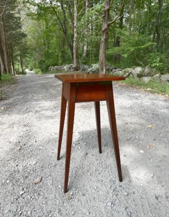 Image of Von Hohen pine splay leg stand