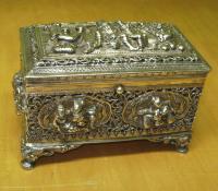 Solid silver dresser box from Thailand