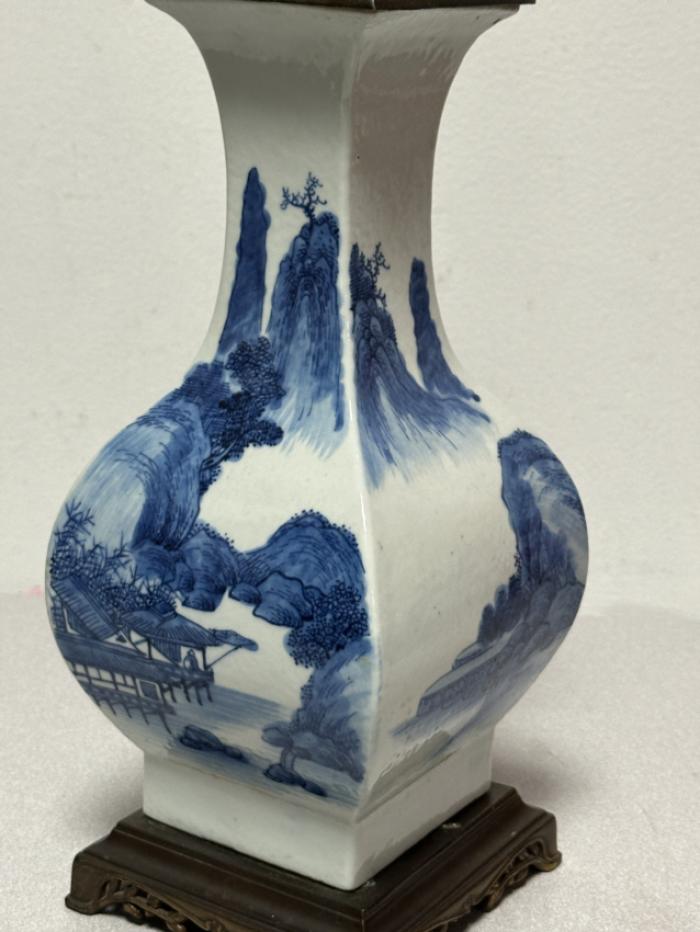 19thc Chinese blue and white porcelain lamp