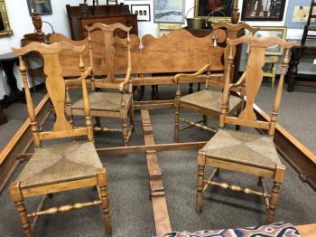 Image of Set of 4 maple Queen Anne style chairs w rush seats c1920