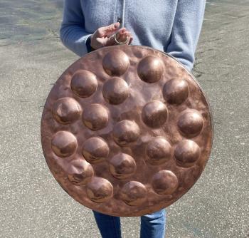 Image of 18thc French copper egg or escargot pan