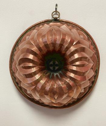 Image of 19thc French or German copper Bundt pan