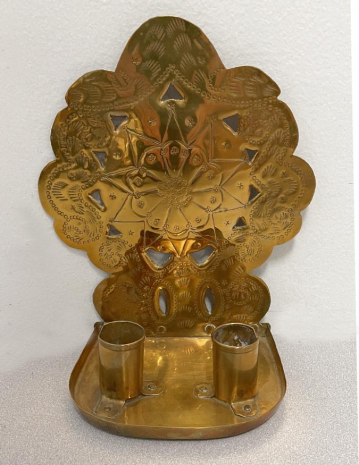 Dutch 18thc brass double candle sconce