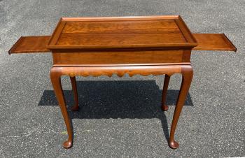 Image of Eldred Wheeler tea table with figured cherry top