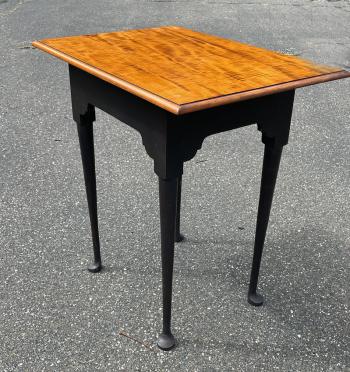Image of Eldred Wheeler table in crackle black and tiger maple