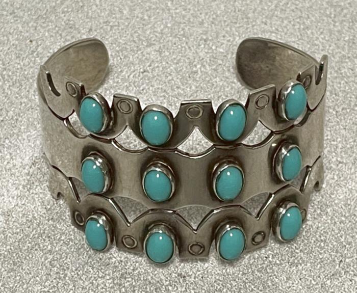 Vintage Taxco sterling silver and turquoise bracelet