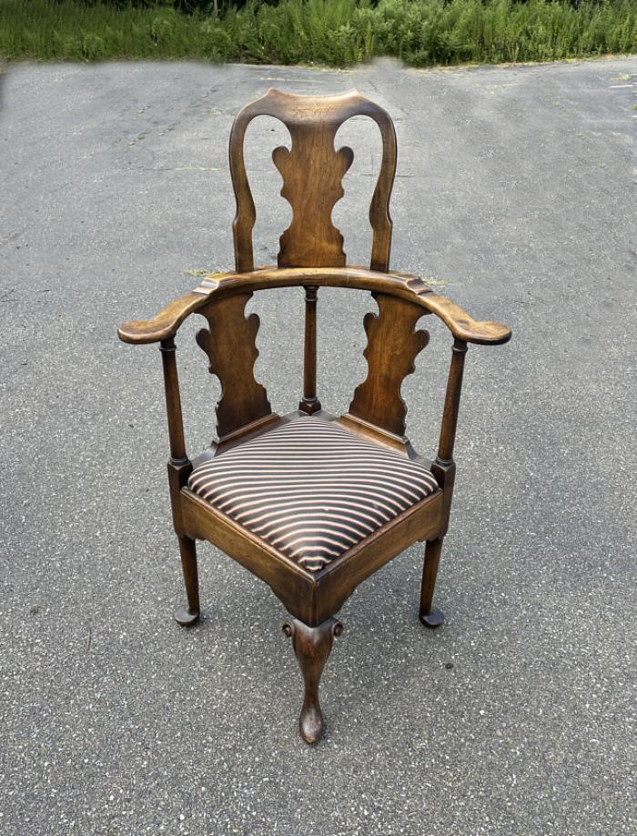 Georgian style high back corner chair
