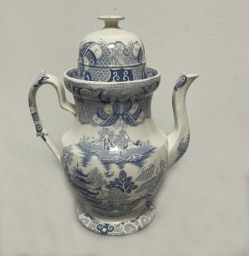 Image of Staffordshire blue and white coffeepot c1810