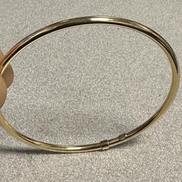 14k yellow gold bangle