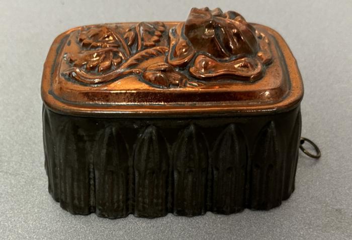Copper top tin jelly mold 19thc