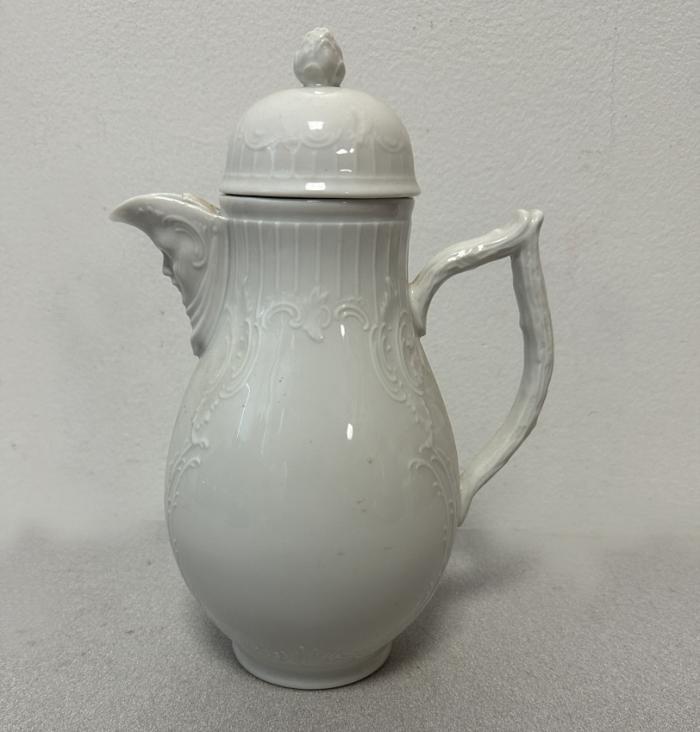 Furstenberg 19thc white porcelain coffee pot