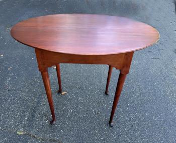 Image of Jeffrey Greene oval cherry tea table
