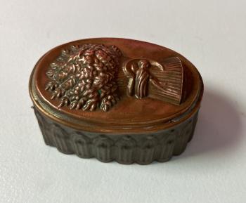 Image of 19thc English copper top tin baking mold