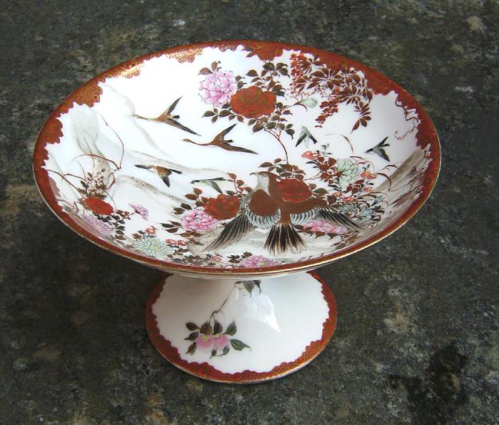 Kyoto Satsuma porcelain pedestal dish