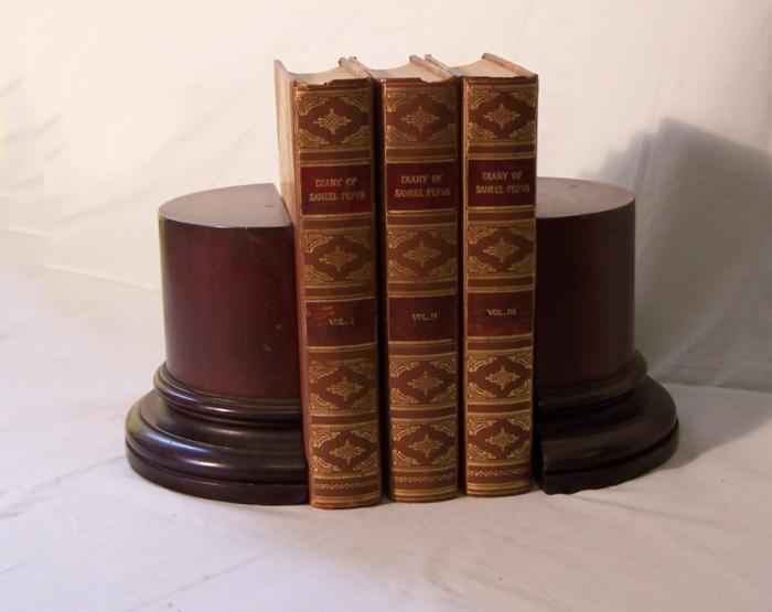 Mahogany pillar bookends c1900